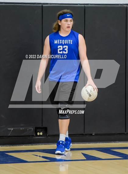 Thumbnail 2 in Mesquite vs Thunderbird (AIA 4A Conference Play-In) photogallery.