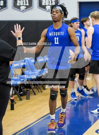 Thumbnail 3 in Mesquite vs Thunderbird (AIA 4A Conference Play-In) photogallery.