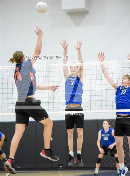 Thumbnail 1 in Mesquite vs Thunderbird (AIA 4A Conference Play-In) photogallery.