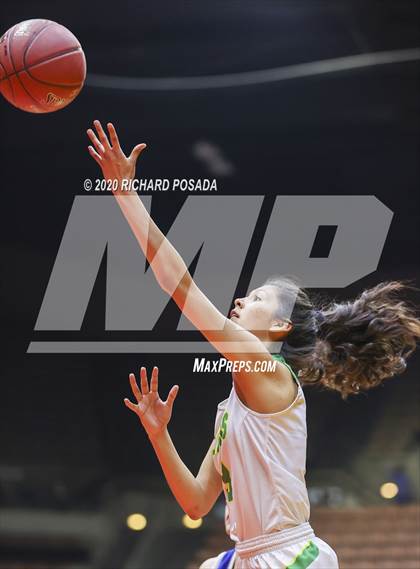 Thumbnail 2 in Caruthers vs. Sierra Pacific (CIF Central Section Division 4 Championship) photogallery.