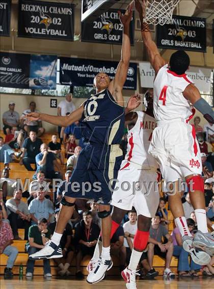 Thumbnail 1 in Mater Dei vs. Grace Prep (City of Palms Classic) photogallery.