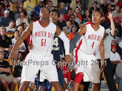 Thumbnail 2 in Mater Dei vs. Grace Prep (City of Palms Classic) photogallery.
