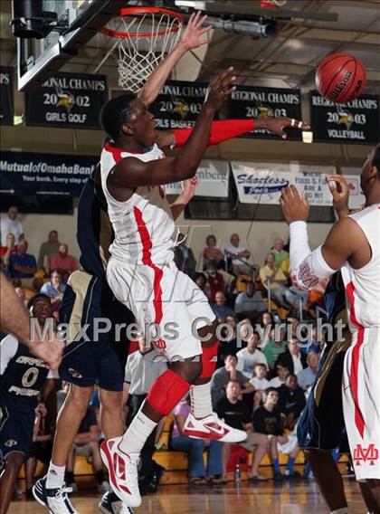 Thumbnail 1 in Mater Dei vs. Grace Prep (City of Palms Classic) photogallery.