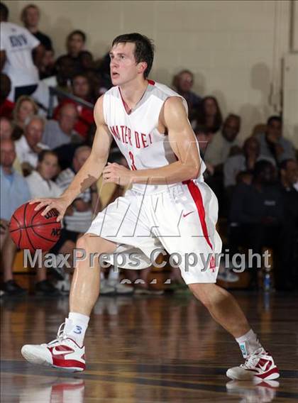 Thumbnail 2 in Mater Dei vs. Grace Prep (City of Palms Classic) photogallery.