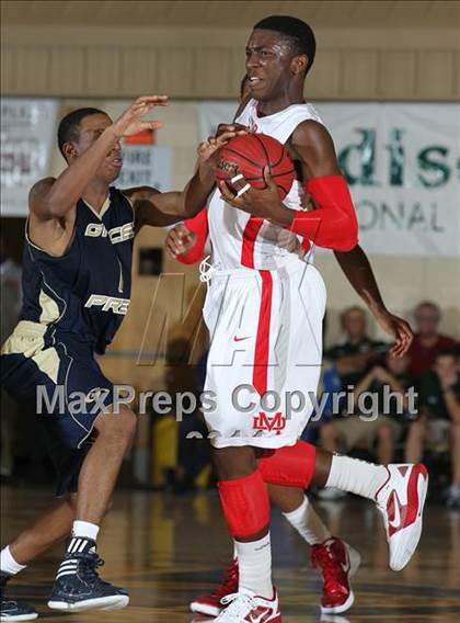 Thumbnail 2 in Mater Dei vs. Grace Prep (City of Palms Classic) photogallery.