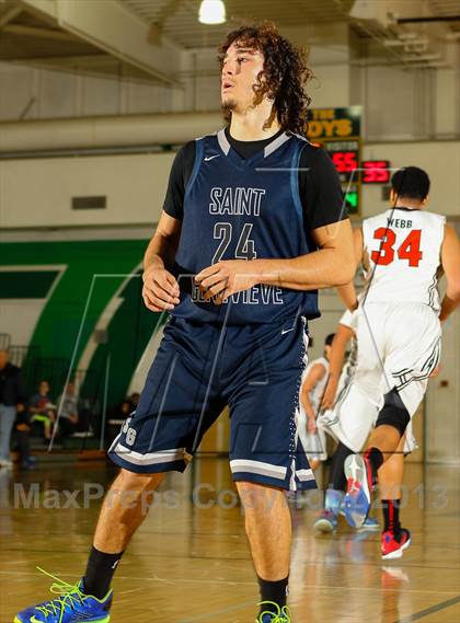 Thumbnail 3 in St. Genevieve vs. Santa Clarita Christian (Canyon Classic) photogallery.