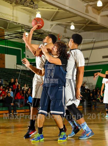 Thumbnail 1 in St. Genevieve vs. Santa Clarita Christian (Canyon Classic) photogallery.