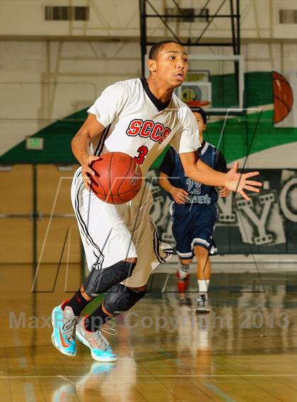 Thumbnail 3 in St. Genevieve vs. Santa Clarita Christian (Canyon Classic) photogallery.