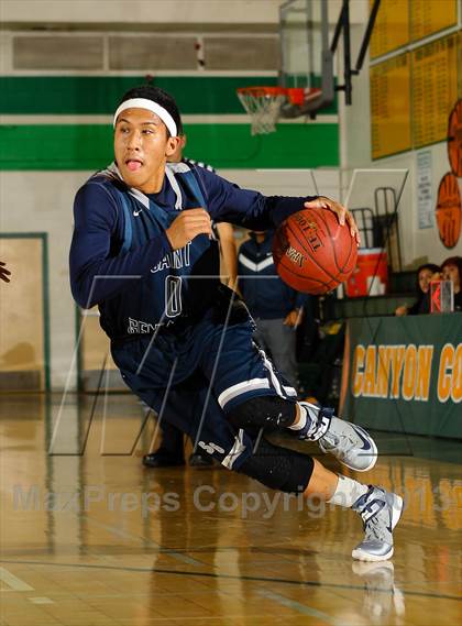 Thumbnail 2 in St. Genevieve vs. Santa Clarita Christian (Canyon Classic) photogallery.
