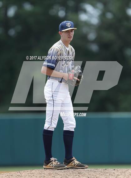 Thumbnail 2 in T.C. Roberson vs. New Hanover (NCHSAA 4A Final) photogallery.
