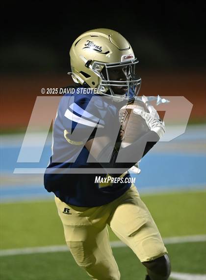 Thumbnail 1 in Johnson @ Burbank photogallery.