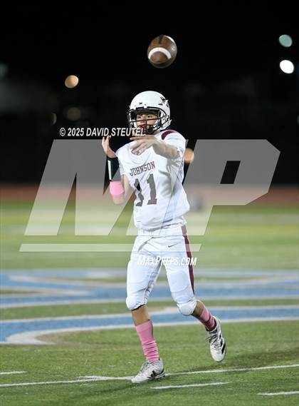 Thumbnail 3 in Johnson @ Burbank photogallery.