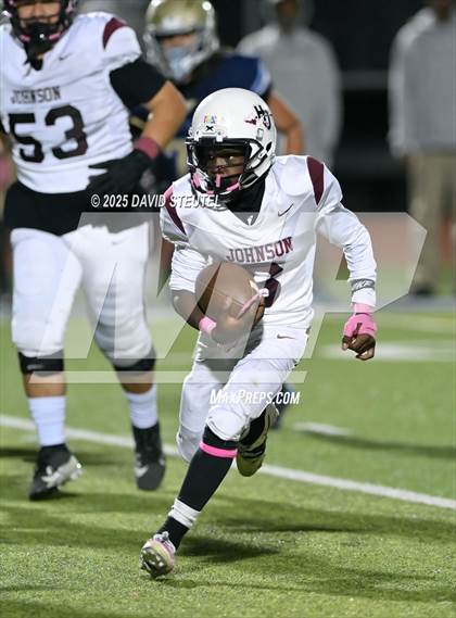 Thumbnail 3 in Johnson @ Burbank photogallery.