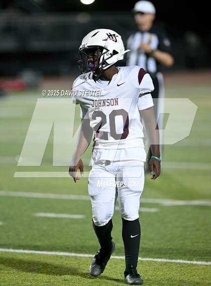 Thumbnail 2 in Johnson @ Burbank photogallery.