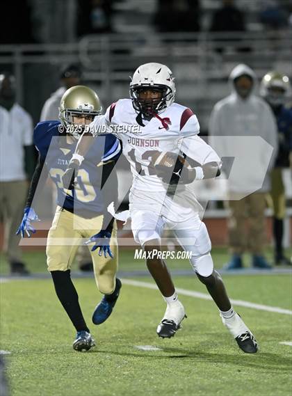 Thumbnail 3 in Johnson @ Burbank photogallery.