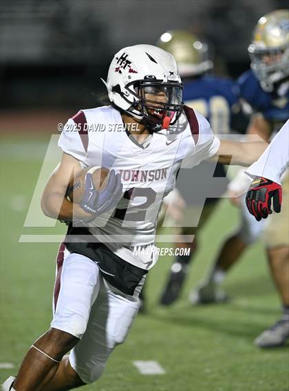 Thumbnail 2 in Johnson @ Burbank photogallery.