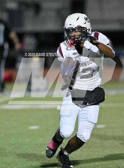 Thumbnail 2 in Johnson @ Burbank photogallery.