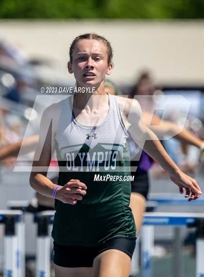 Thumbnail 2 in UHSAA State Championships photogallery.