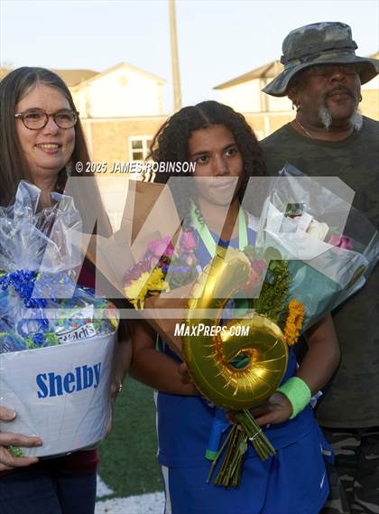 Thumbnail 2 in Riverside (Senior Night) photogallery.