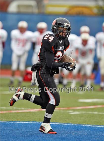 Thumbnail 3 in Red Hook vs. Marlboro Central photogallery.