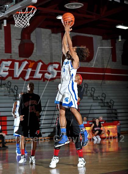 Thumbnail 1 in Hoover vs. Chula Vista (Xtreme Glass Invitational) photogallery.