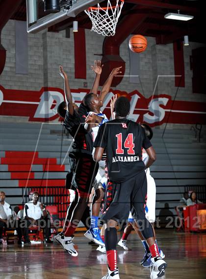 Thumbnail 2 in Hoover vs. Chula Vista (Xtreme Glass Invitational) photogallery.