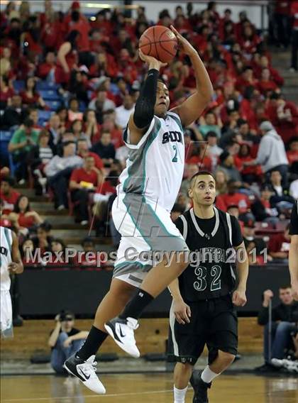 Thumbnail 3 in Sheldon vs. Granite Bay (CIF SJS D1 Playoffs) photogallery.
