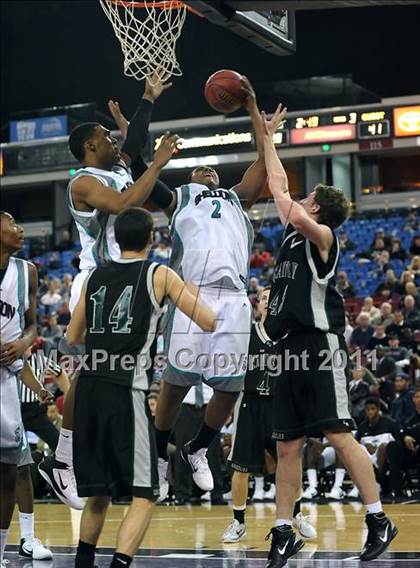 Thumbnail 3 in Sheldon vs. Granite Bay (CIF SJS D1 Playoffs) photogallery.