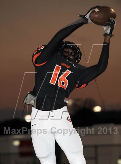 Thumbnail 3 in Albertville @ Grissom photogallery.