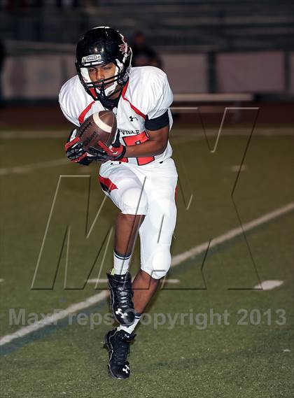 Thumbnail 3 in Albertville @ Grissom photogallery.