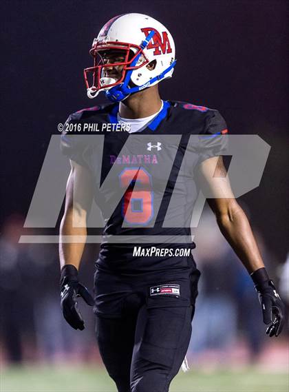 Thumbnail 2 in  St. John's vs. DeMatha photogallery.