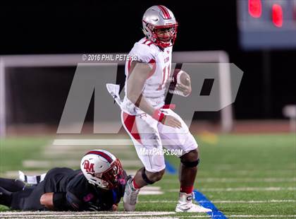 Thumbnail 3 in  St. John's vs. DeMatha photogallery.