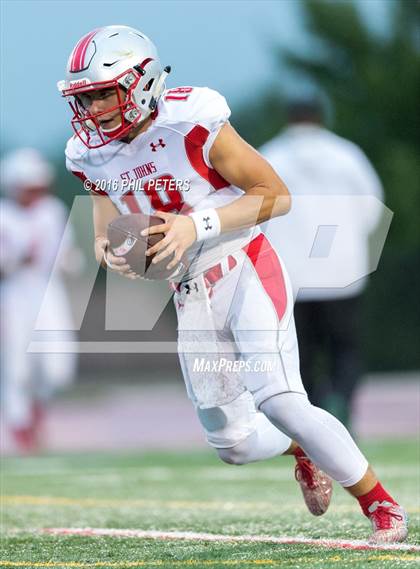 Thumbnail 1 in  St. John's vs. DeMatha photogallery.