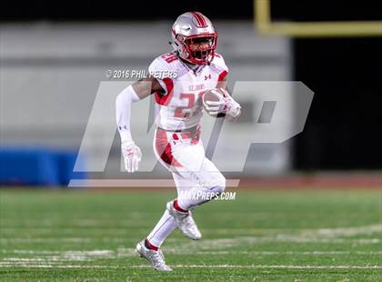 Thumbnail 2 in  St. John's vs. DeMatha photogallery.
