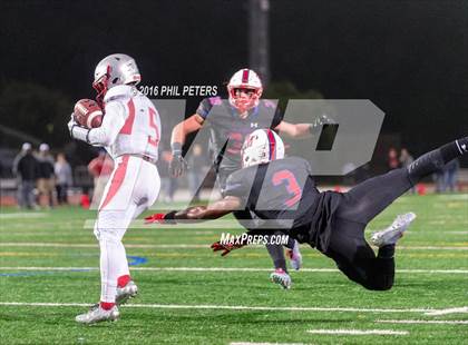 Thumbnail 3 in  St. John's vs. DeMatha photogallery.
