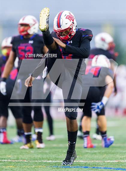 Thumbnail 1 in  St. John's vs. DeMatha photogallery.
