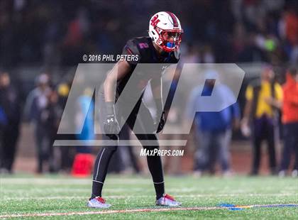 Thumbnail 3 in  St. John's vs. DeMatha photogallery.