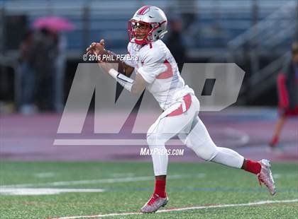 Thumbnail 2 in  St. John's vs. DeMatha photogallery.