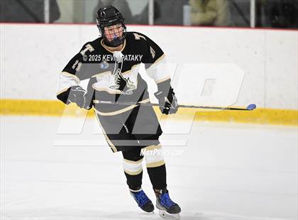 Thumbnail 3 in Trumbull @ North Haven photogallery.