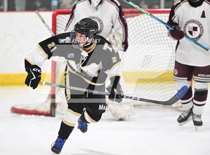 Thumbnail 2 in Trumbull @ North Haven photogallery.