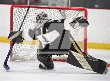 Thumbnail 3 in Trumbull @ North Haven photogallery.