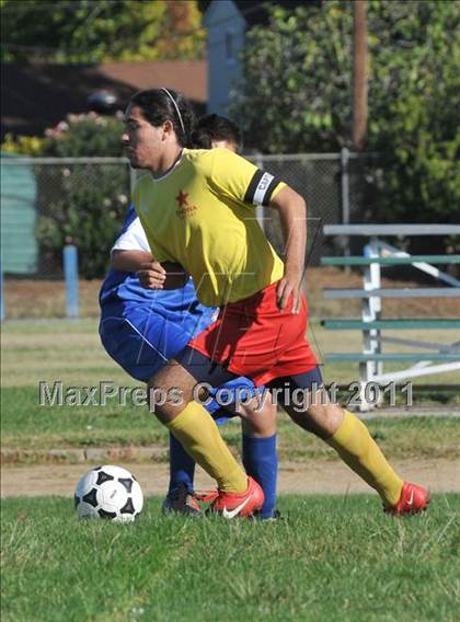 Thumbnail 1 in Highlands @ Encina Prep photogallery.