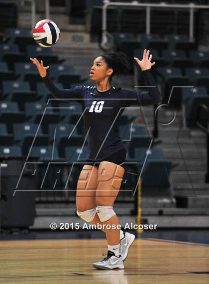 Thumbnail 3 in Lamar vs. Katy Taylor (UIL 6A Bi-District Playoff) photogallery.