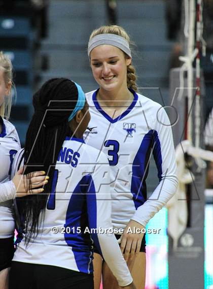 Thumbnail 3 in Lamar vs. Katy Taylor (UIL 6A Bi-District Playoff) photogallery.