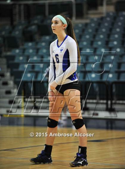 Thumbnail 1 in Lamar vs. Katy Taylor (UIL 6A Bi-District Playoff) photogallery.