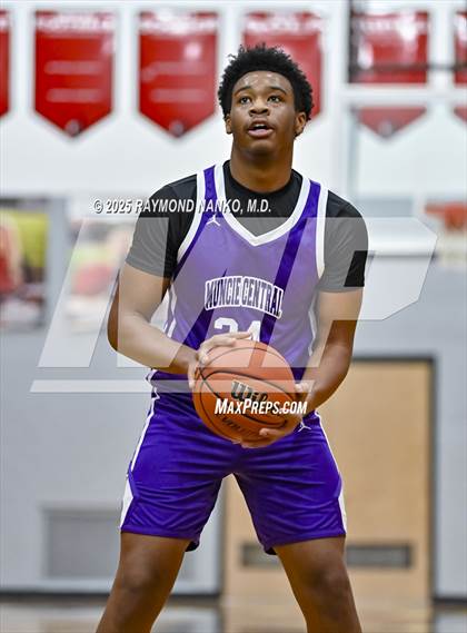 Thumbnail 2 in Muncie Central @ Blackford photogallery.