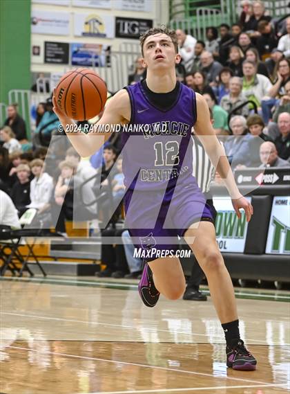 Thumbnail 1 in Muncie Central @ Yorktown photogallery.