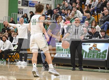 Thumbnail 2 in Muncie Central @ Yorktown photogallery.