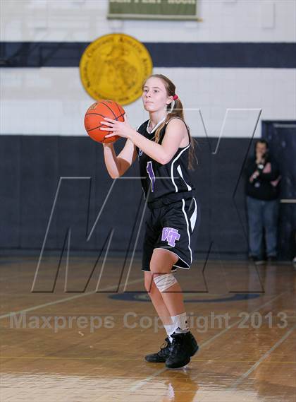 Thumbnail 2 in Winchester Thurston vs Clarion Area (PIAA A State Playoff 1st Round) photogallery.
