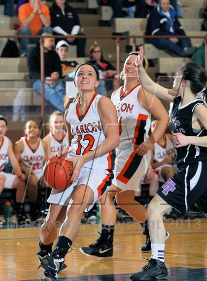 Thumbnail 1 in Winchester Thurston vs Clarion Area (PIAA A State Playoff 1st Round) photogallery.
